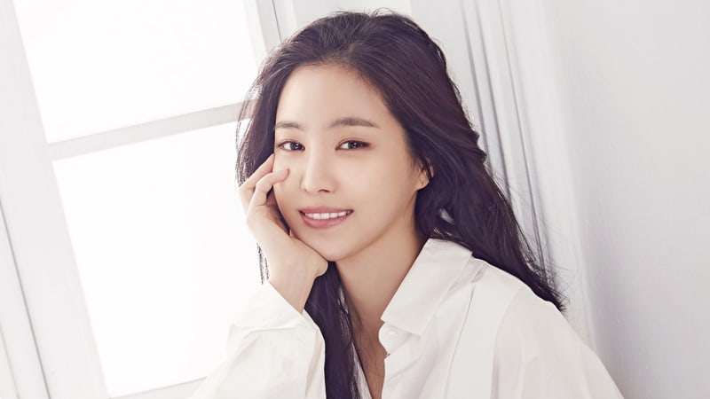 Son Na Eun (Naeun) — #8 Las mujeres más hermosas de Corea del Sur