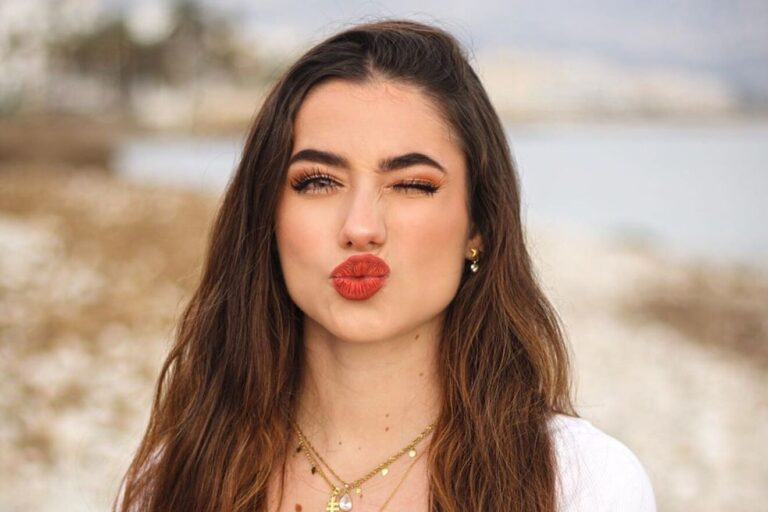 Lola Lolita — #7 Las mujeres más hermosas de España