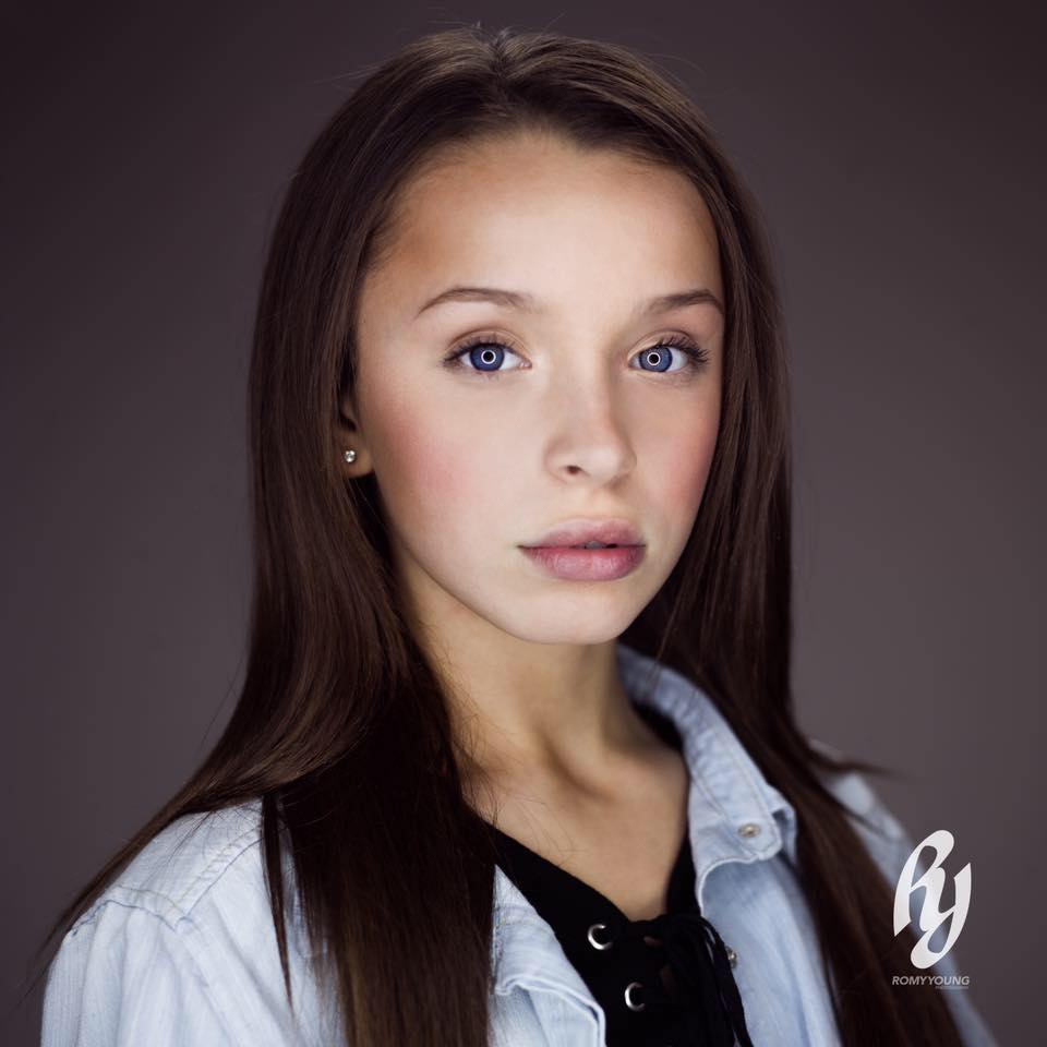 Taylor Hatala — #5 Las mujeres más hermosas nacidas un 14 de junio