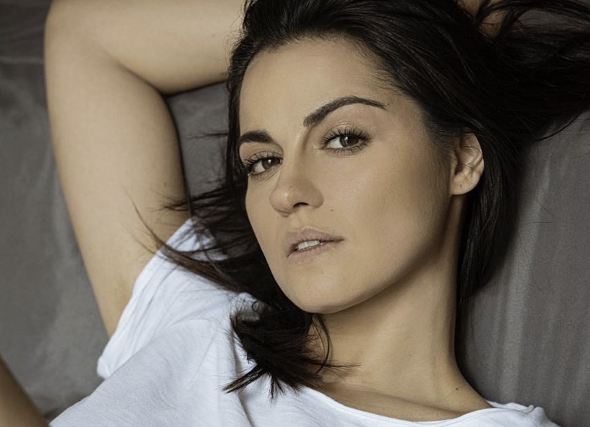 Maite Perroni — #8 Las mujeres más hermosas de México
