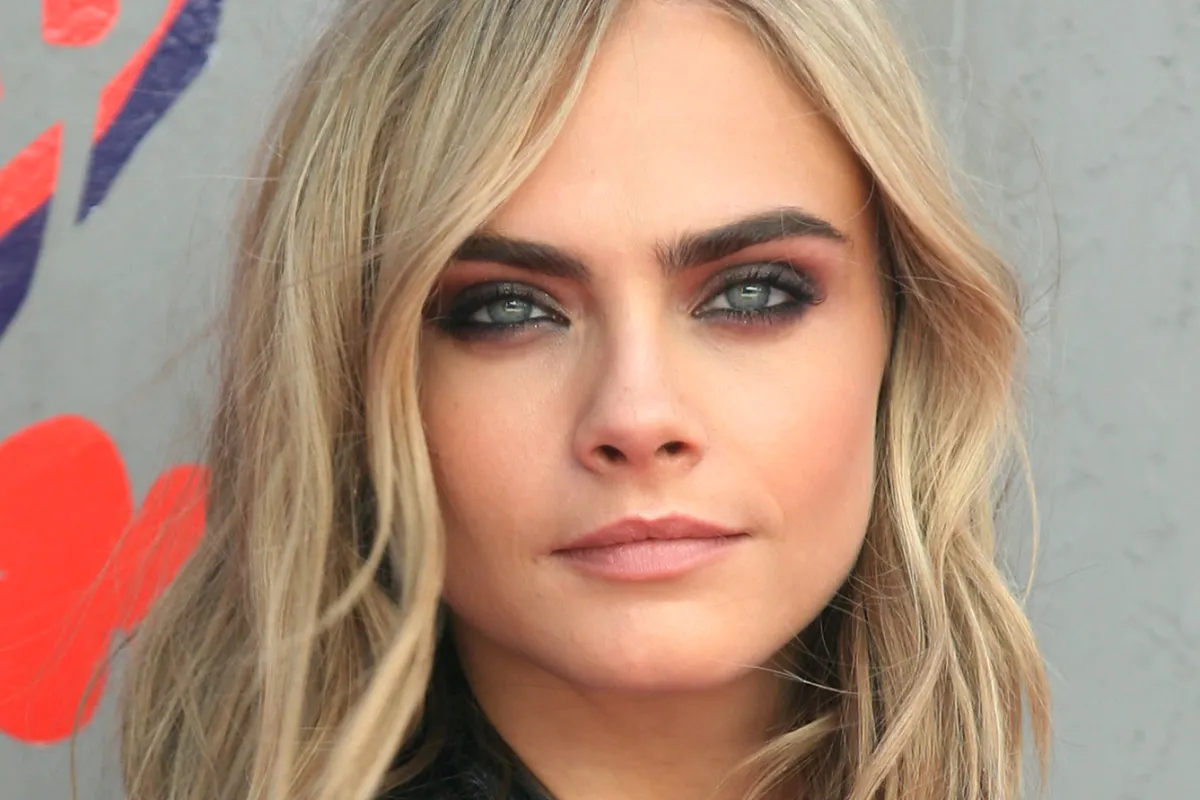Cara Delavingne — #54 Actrices más hermosas de Hollywood